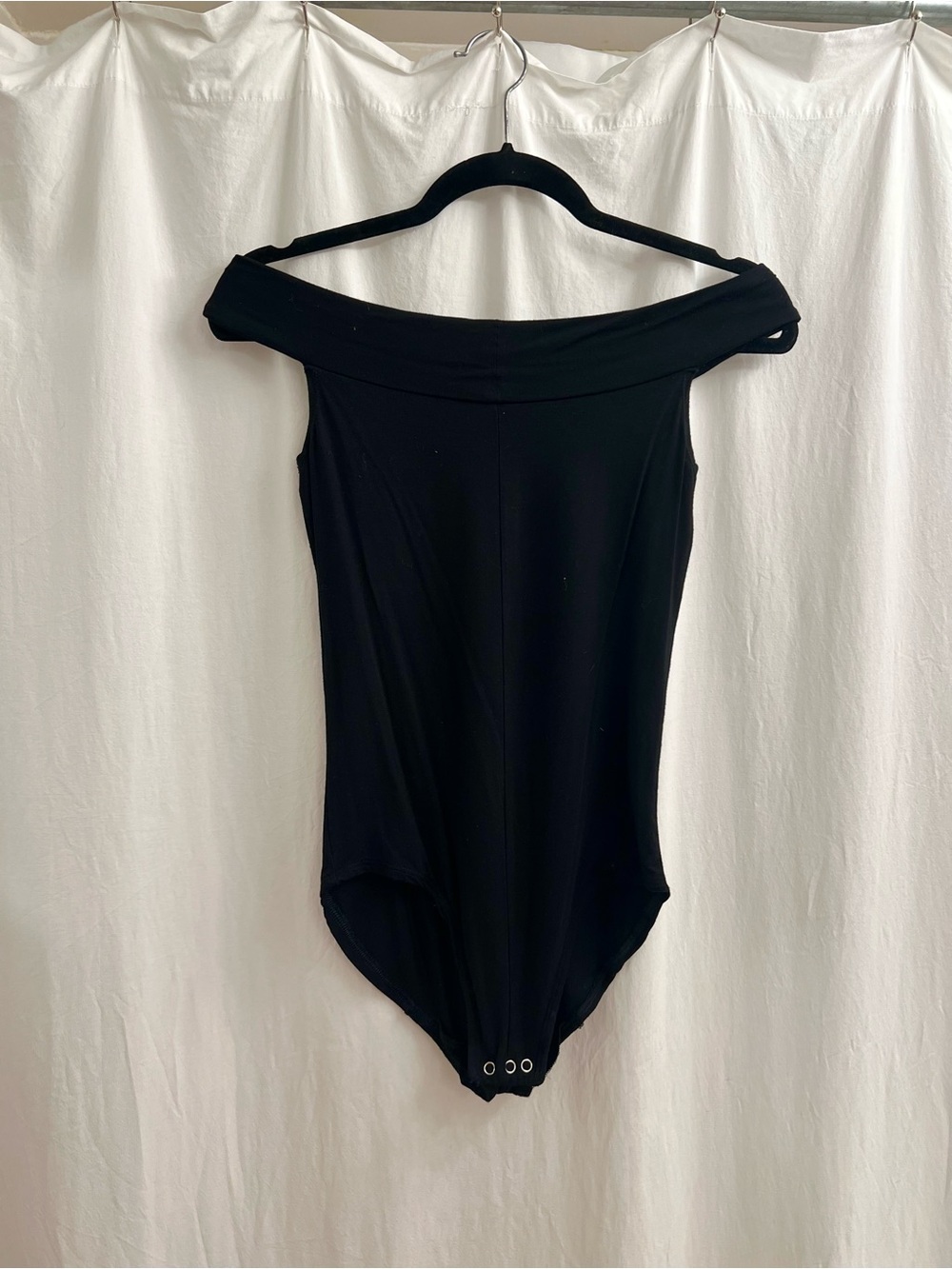 American Eagle Outfitters Black Off-Shoulder Bodysuit